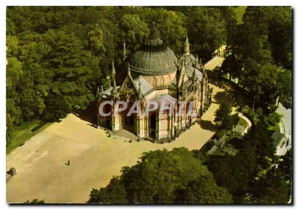 Königliche Kapelle Saint-Louis — Luftbild — DREUX (E.-et-L.) - Vorderseite