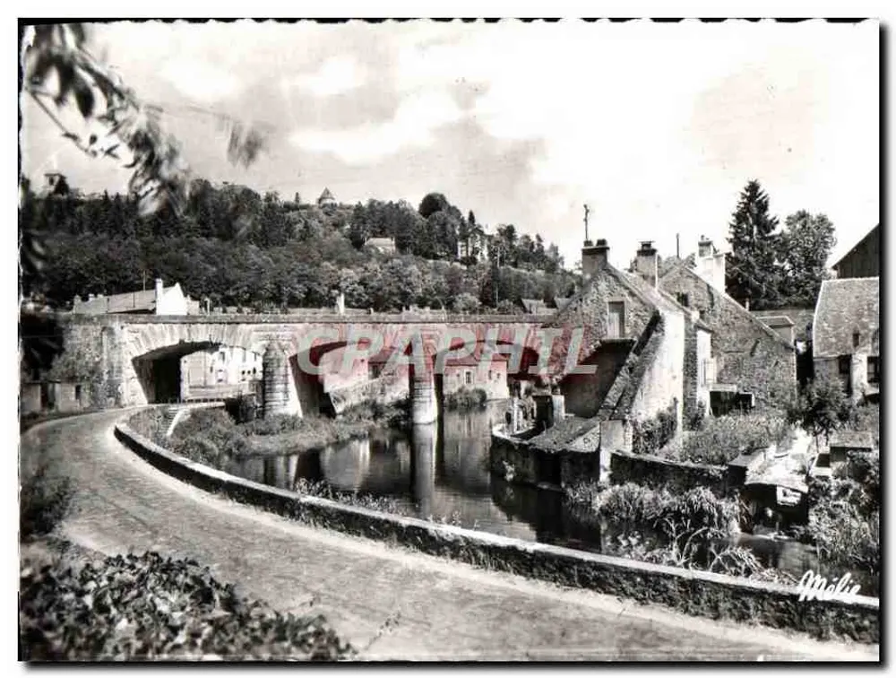 Avallon (Yonne) — Tal der Cousin - Die Steinerne Brücke, in Cousin-le-Pont — Verlag Molié - Vorderseite