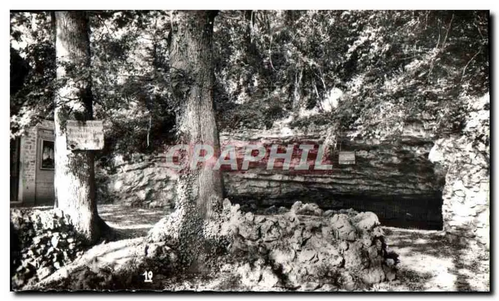 Grutas de Arcy-sur-Cure (Yonne) — Entrada das Grutas — n°10 - Frente