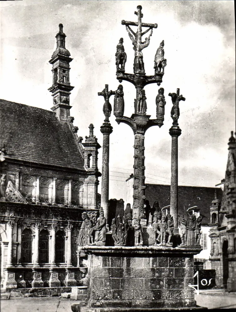 Saint-Thégonnec — O Calvário de 1610 - Frente