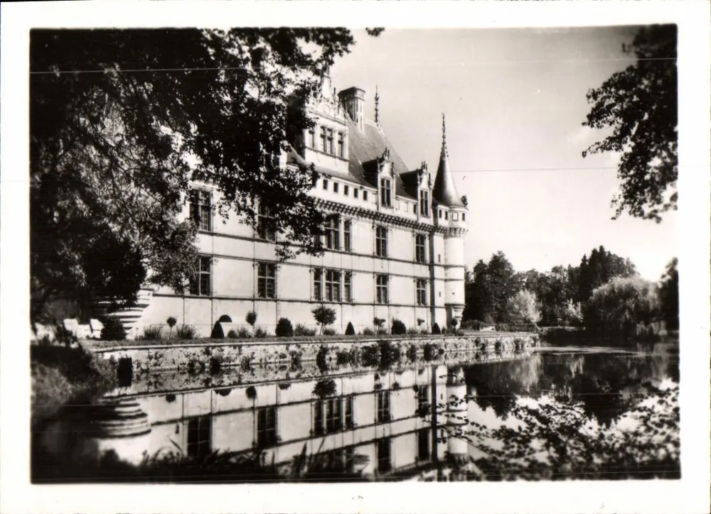 Castelo de Azay-le-Rideau — vista da fachada sul e do espelho d'água — Edições de Luxo « Estel » - Frente