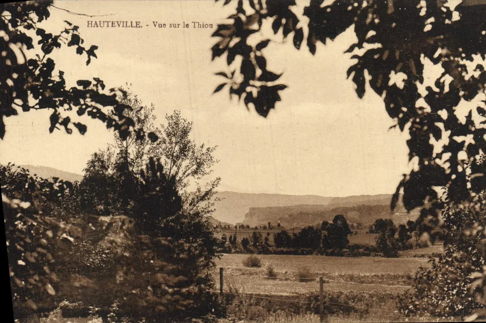 Hauteville - Vista sobre o Thion - Frente