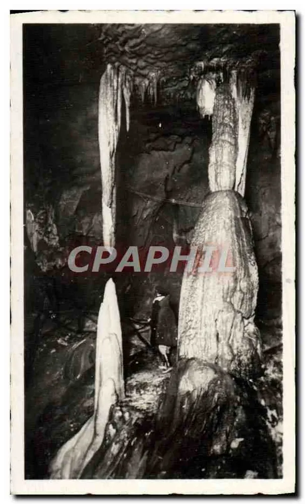 As Grutas de Bétharram — Stalactites Vivantes - Frente