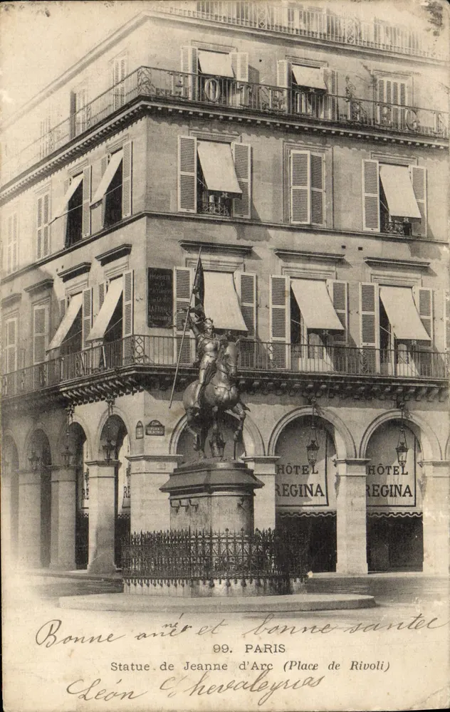 Estatua de Juana de Arco — Plaza de Rivoli — Hotel Regina, París - Anverso