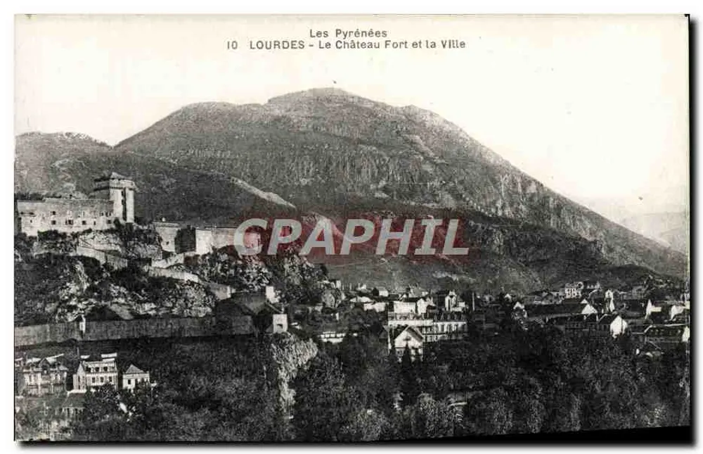 Lourdes — Das FestungsSchloss und die Stadt — Die Pyrenäen - Vorderseite