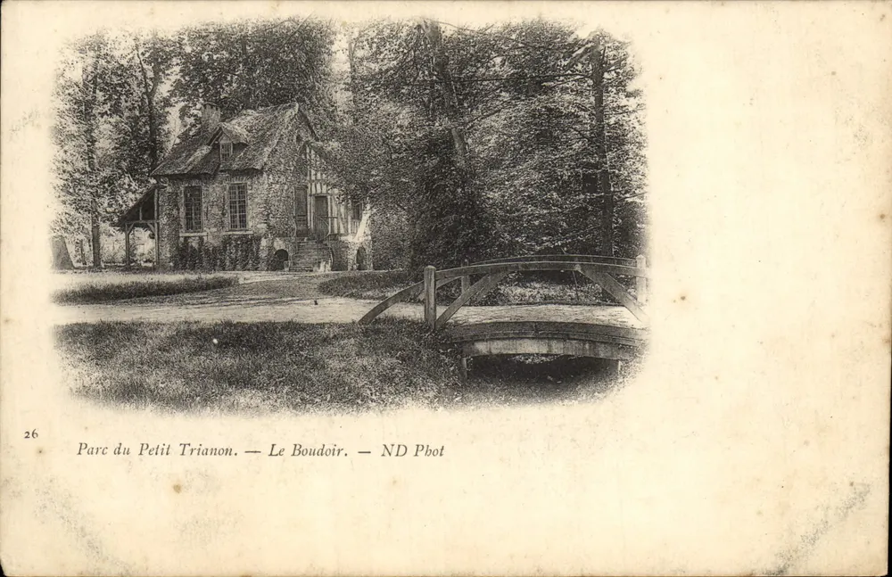 Parque do Petit Trianon — O Boudoir — ND Phot - Frente