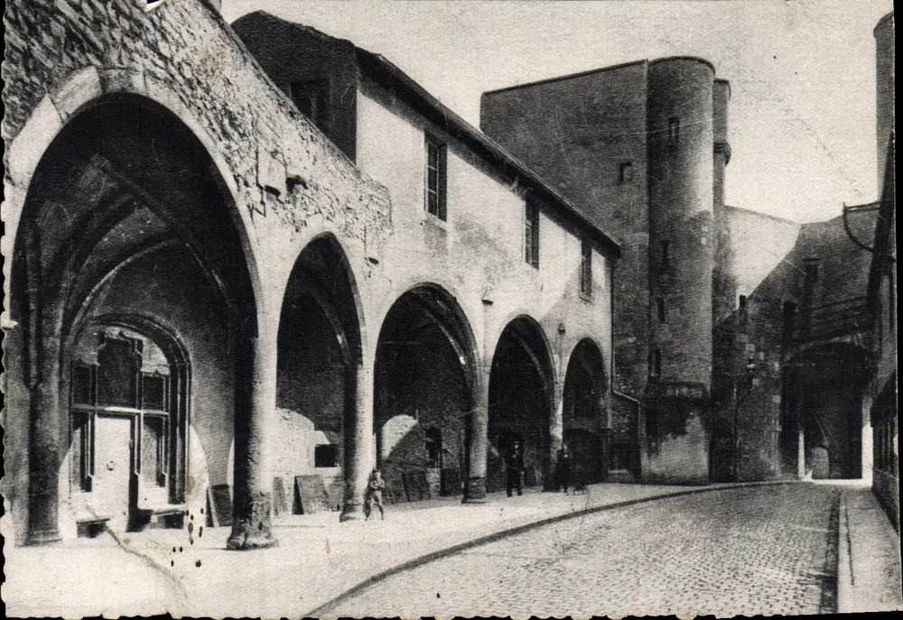 Intérieur de la Porte des Allemands — vue des arcades et tour cylindrique — Éditeur: F. Conrard, Metz - Vorderseite