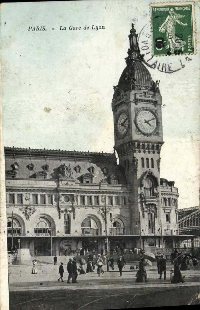 Paris - La Gare de Lyon — vue de la tour de l'horloge, éditeur Méditerranée - Frente