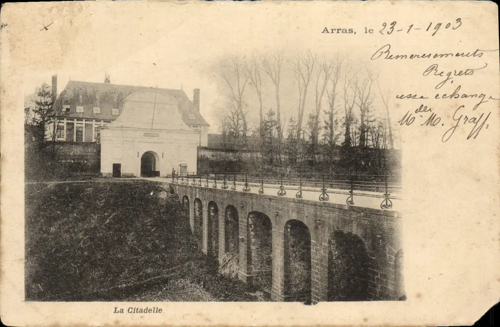 A Cidadela — Arras — editor não identificado, número de série não visível - Frente