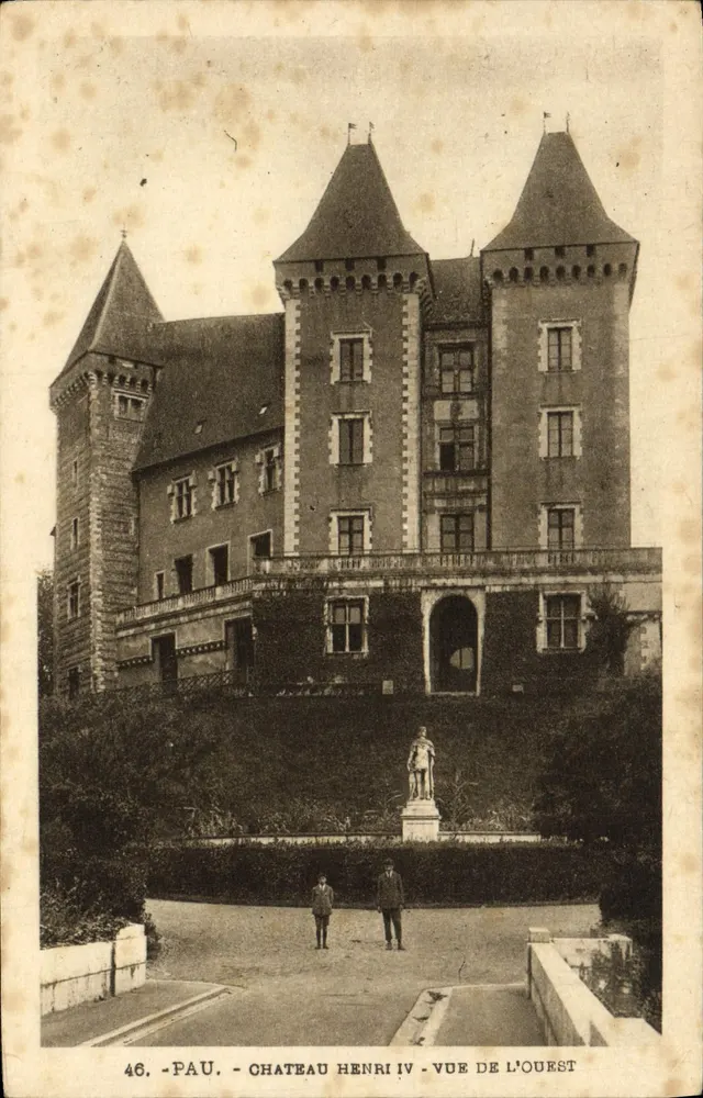 Pau - Château Henri IV - Vue de l'Ouest — éditeur Toplober, n° 46 - Vorderseite