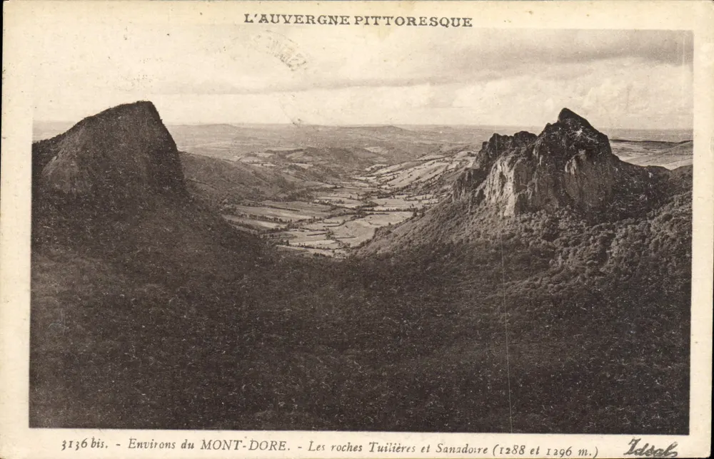 Umgebung von Mont-Dore — Die Felsen Tuilière und Sanadoire (1288 und 1296 m.) — Édition 'Idéal' - Vorderseite