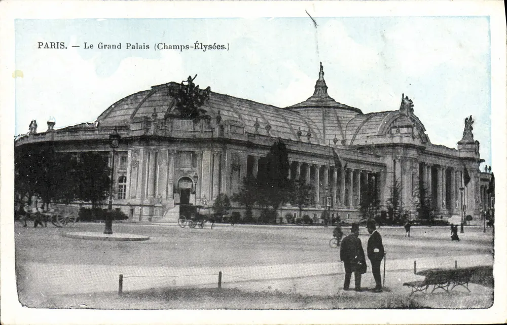 Paris — O Grand Palais (Champs-Élysées.) — J.C. Paris - Frente