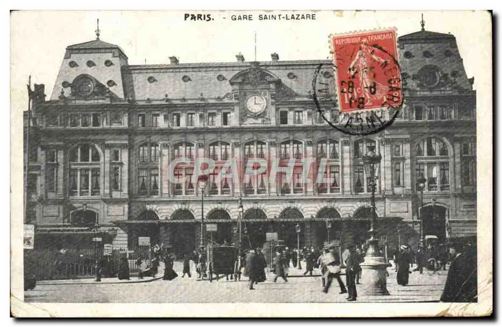 Paris - Gare Saint-Lazare — vue de l'édifice avec horloge et foule — éditeur : Paris, Gare Saint-Lazare - Frente