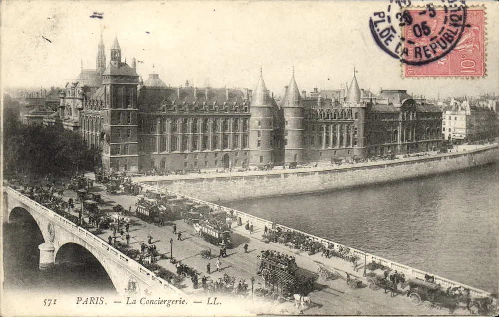 PARIS — A Conciergerie — LL. - Frente