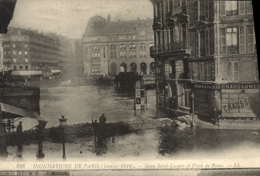 Überschwemmungen in Paris (Januar 1910) — Bahnhof Saint-Lazare und Place de Rome — LL, n°218 - Vorderseite