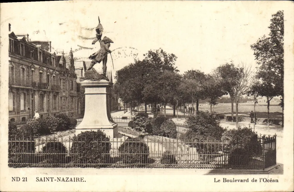 Saint-Nazaire — El Boulevard de l'Océan — ND 21 - Anverso