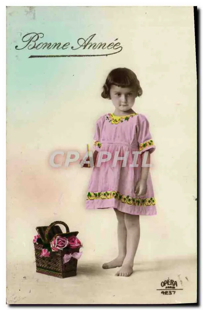 Menina em vestido rosa — Boa Ano — Ópera Paris 4237 - Frente