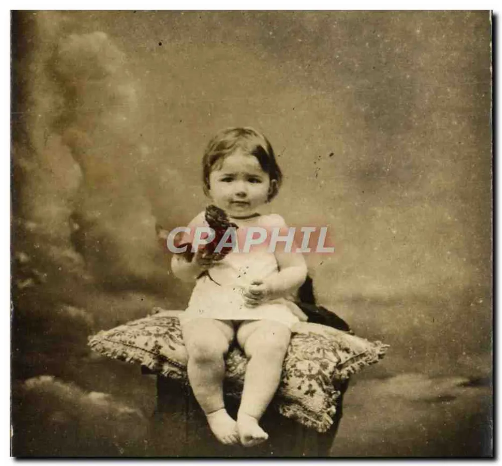 Menina pequena — com 11 meses — A.D. HOOP, Besançon - Frente