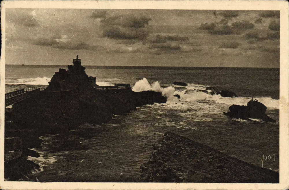 Biarritz — Der Felsen der Jungfrau — Les Éditions d'Art Yvon, Paris - Vorderseite