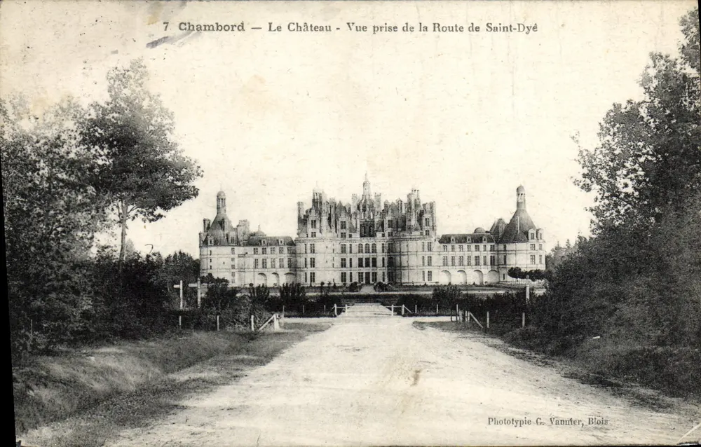 Chambord — Das Schloss — Ansicht vom Weg nach Saint-Dyé — Phototypie G. Vannier, Blois - Vorderseite