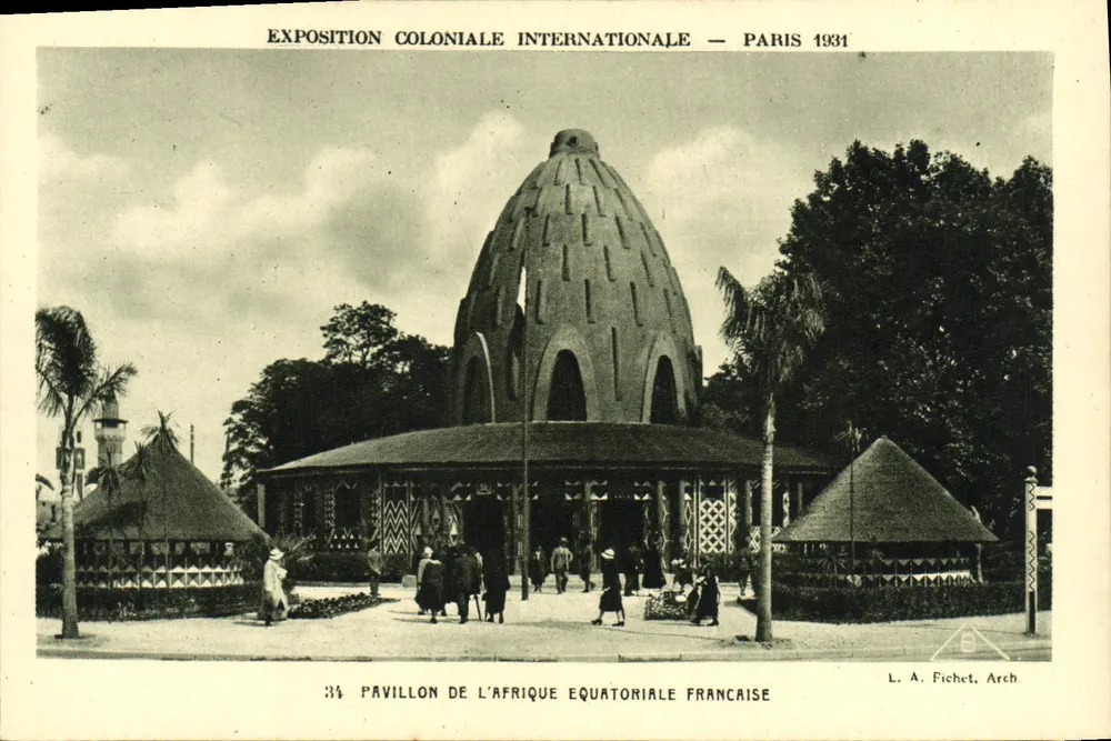Pavillon der Französischen Äquatorialafrika — Internationale Kolonialausstellung — Paris 1931 - Vorderseite