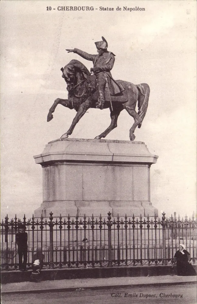 Cherbourg - Estátua de Napoleão — Coll. Emile Dupont, Cherbourg - Frente
