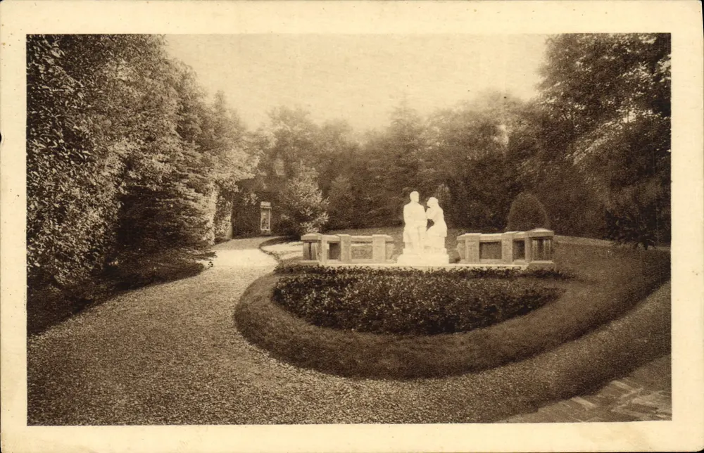 Jardim dos Buissonnets — Monumento de Santa Teresinha — Editor: Da Fonseca - Frente