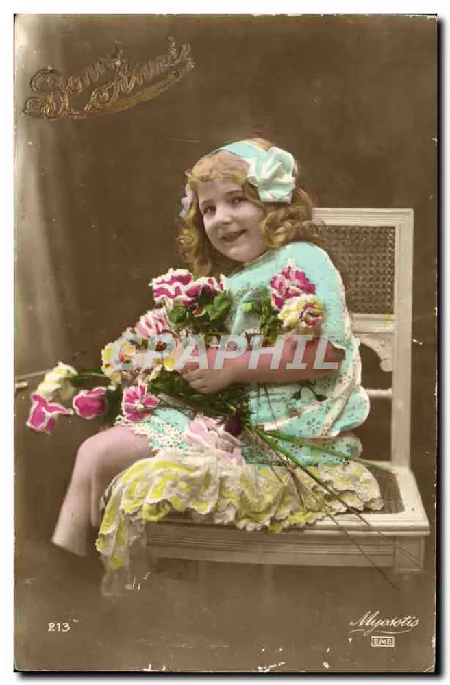Menina sorridente com buquê de flores — Myposotis, n° 213 - Frente