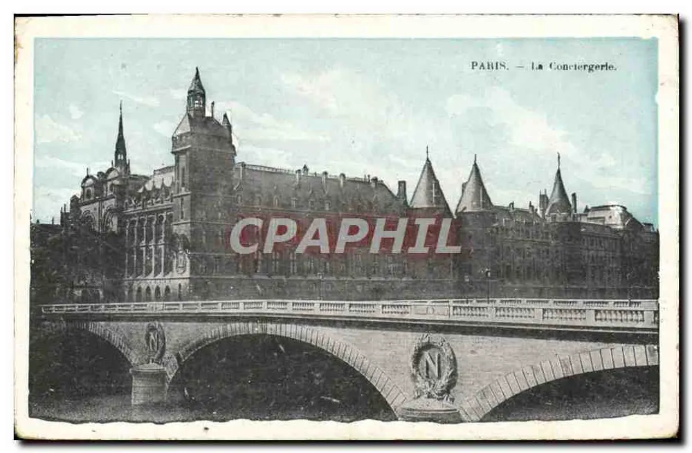 Paris — A Conciergerie - Frente