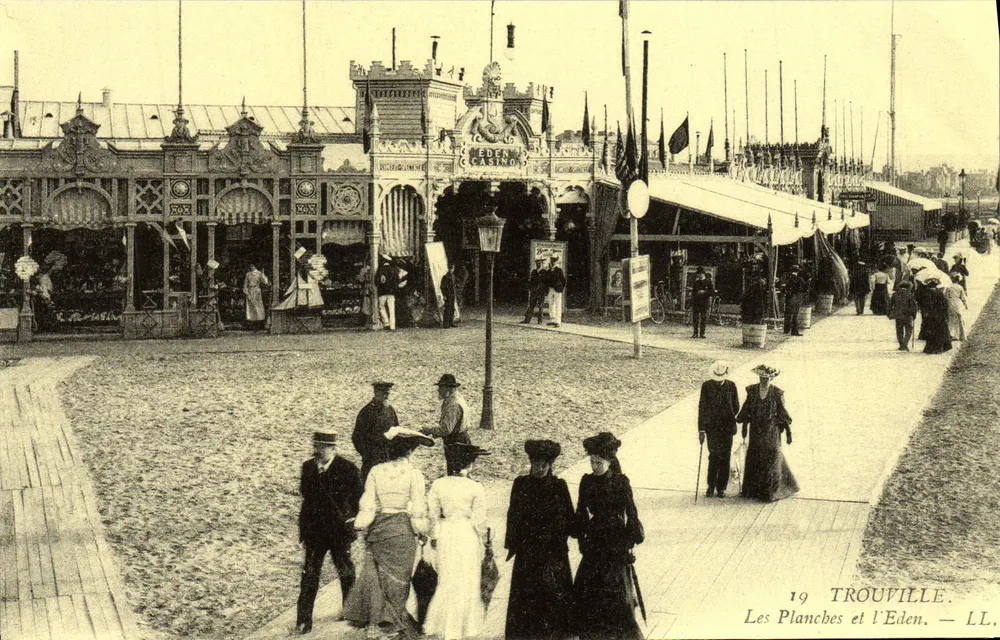 Les Planches i Eden — Trouville — LL - Awers