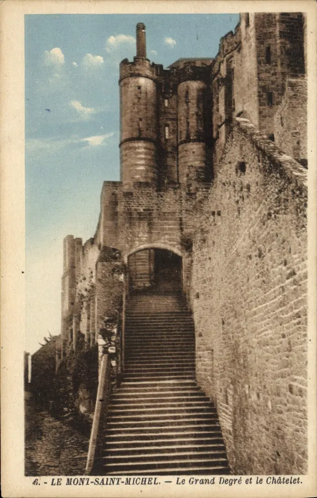 Mont-Saint-Michel — Der Große Treppenaufgang und das Châtelet - Vorderseite