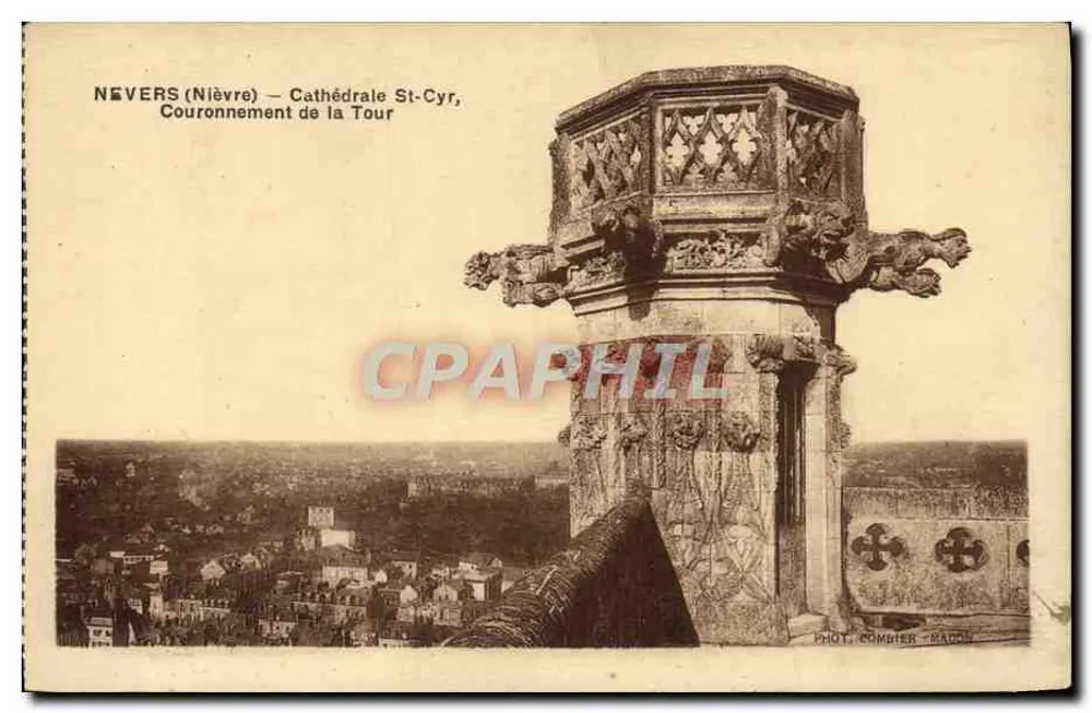 Nevers (Nièvre) – Kathedrale St-Cyr, Krone der Turm — Foto. Combier - Barat - Vorderseite