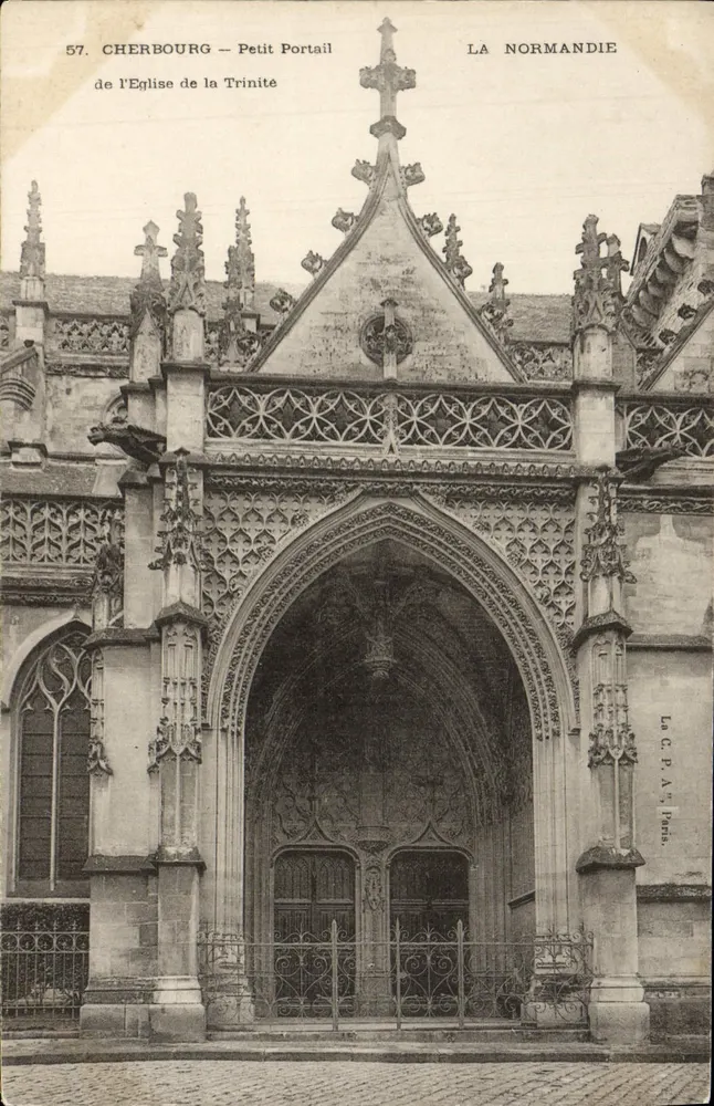 Cherbourg — Petit Portail der Kirche der Dreifaltigkeit — La C.P.A. Paris - Vorderseite