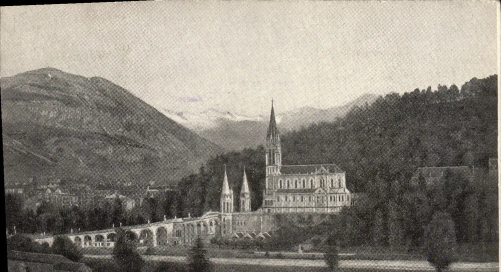 Lourdes — A Basílica — Edição Palais du Rosaire, Lourdes - Frente