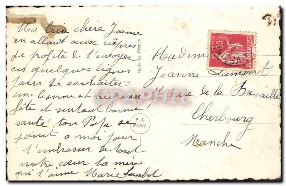 Lächelnde Frau, die eine Karte liest — Frohe Geburtstagskarte — PC Paris 3599 - Rückseite
