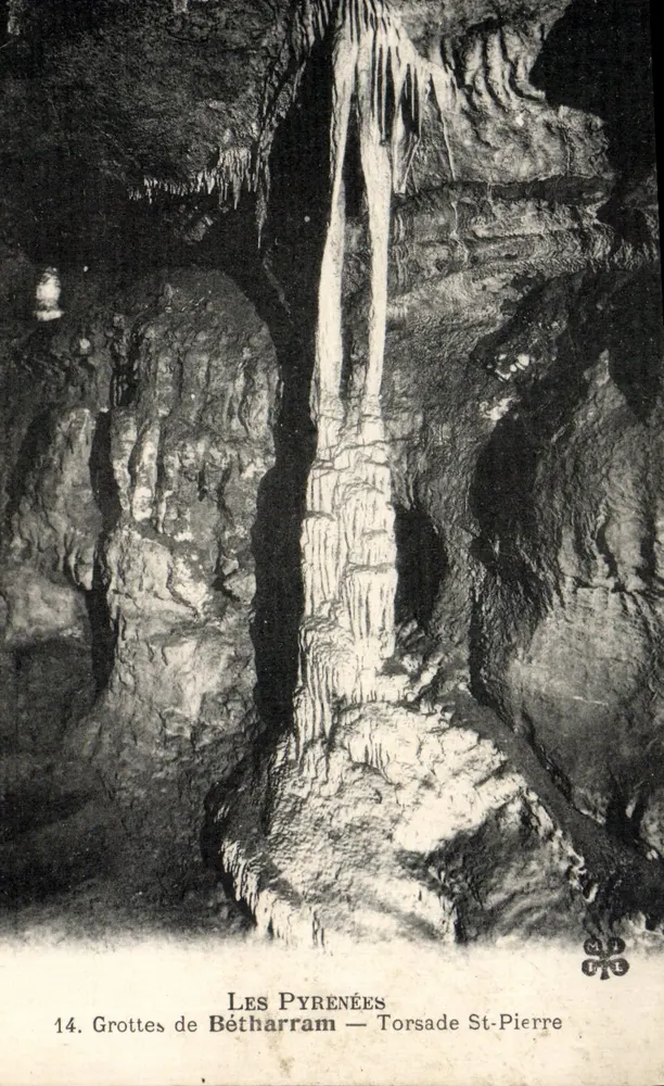 Grutas de Bétharram — Torsade St-Pierre — Os Pirineus - Frente