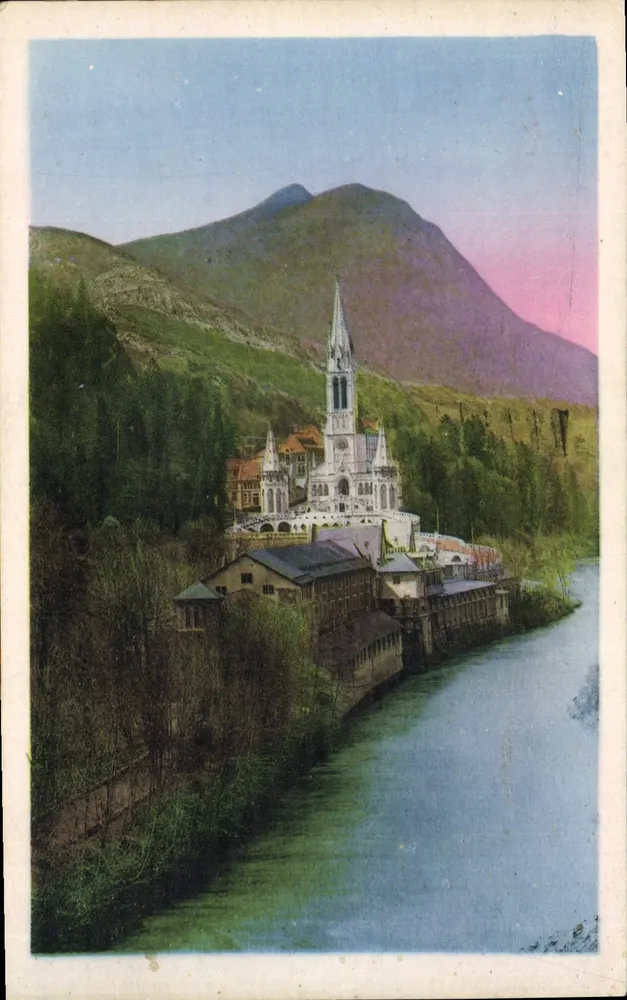 Lourdes — A Basílica e o Gave — Edit. P. Doucet, Lourdes, n°57 - Frente