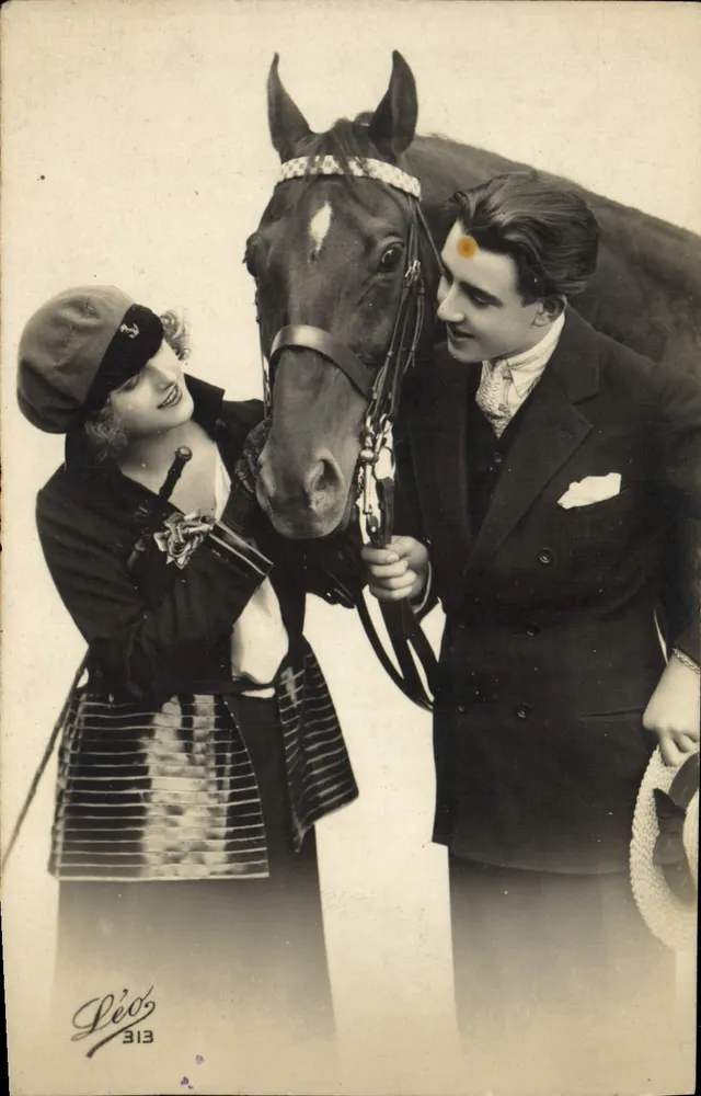 Paar und Pferd — fotografischer Studio — Léo, Nr. 313 - Vorderseite