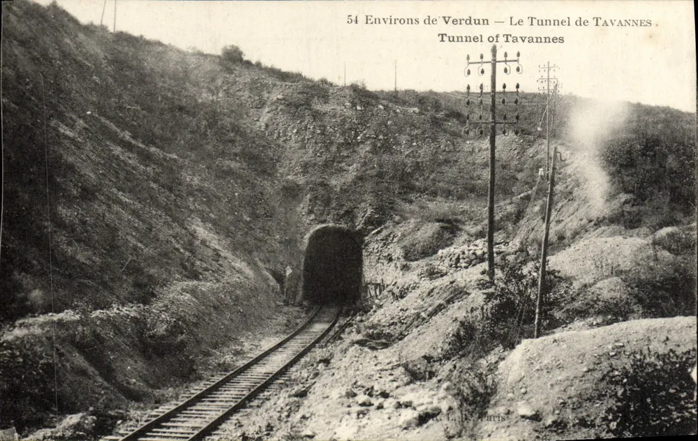 Tunnel von Tavannes — Umgebung von Verdun — Verleger L. B. Paris - Vorderseite