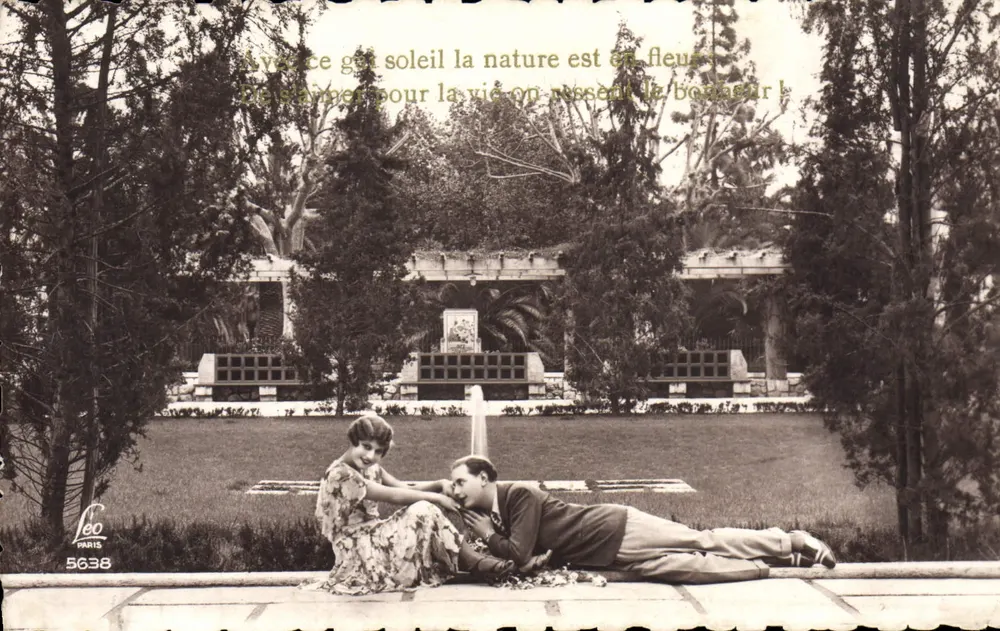 Liebespaar im Park — Verlag Léo, Paris, Nr. 5638 - Vorderseite