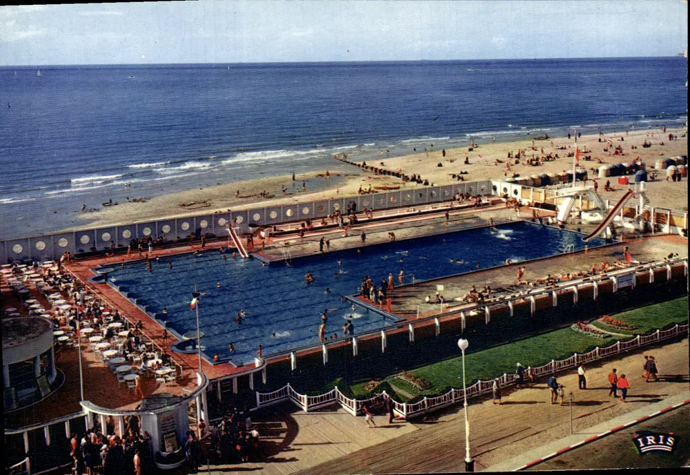 Trouville - Königin der Strände — Das Schwimmbad und der Strand — Lumicad - Vorderseite