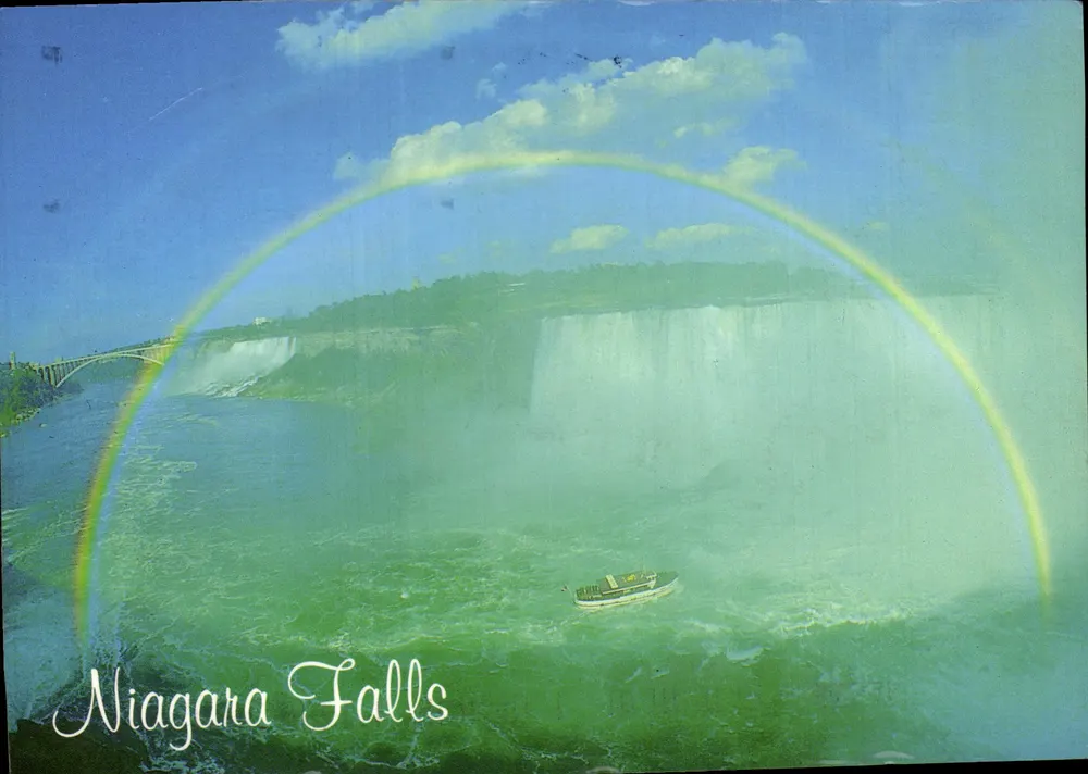 Cascata do Niagara — arco-íris sobre as quedas — Pub. by Travelpic - Frente