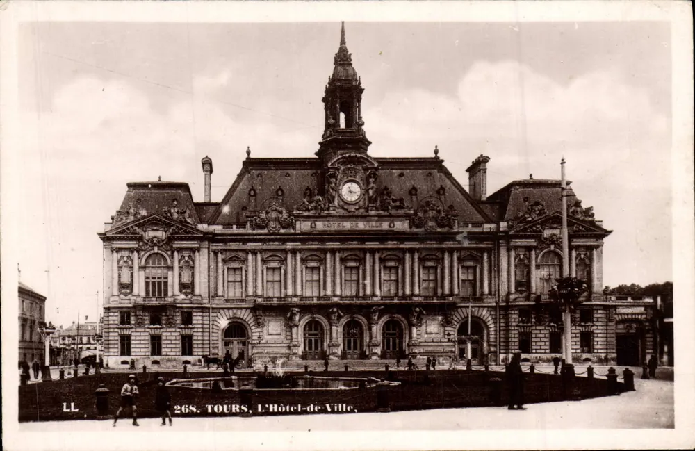 Tours, O Hotel de Ville — editor LL, n° 268 - Frente