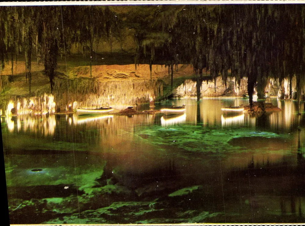 Cuevas del Drach — Teilansicht des Sees Martel — FOTO SENDER - Vorderseite