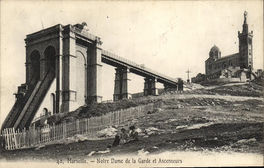 Marseille — Notre Dame de la Garde und Aufzüge - Vorderseite