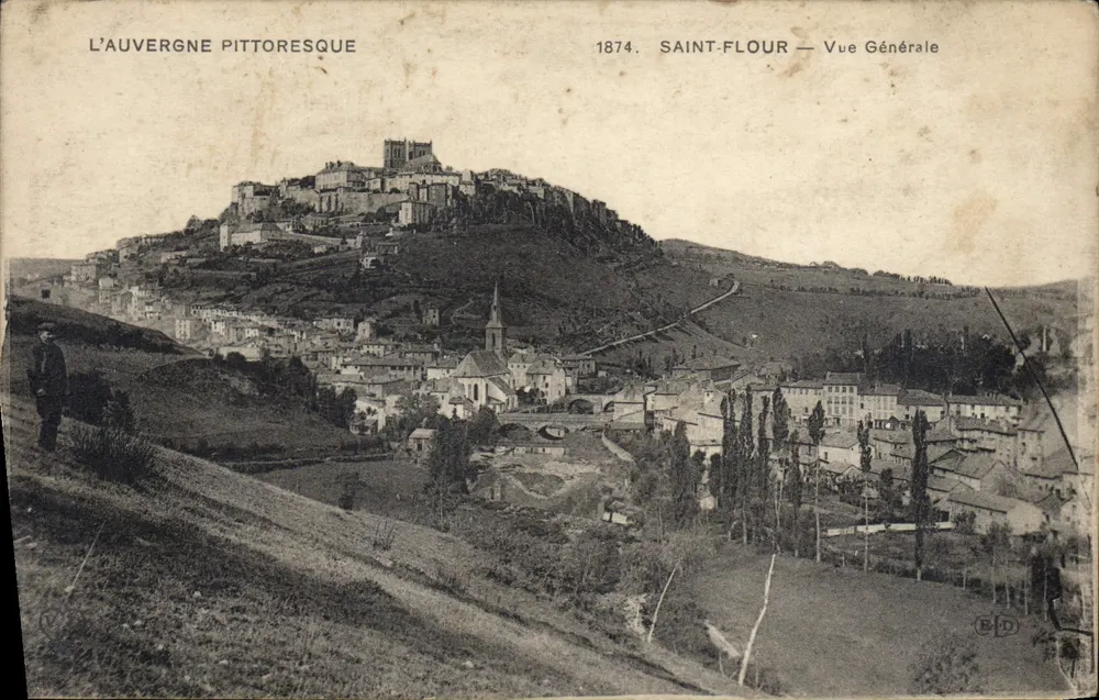 Saint-Flour — Vue Générale — L'Auvergne Pittoresque, éditeur E.D. n°1874 - Frente