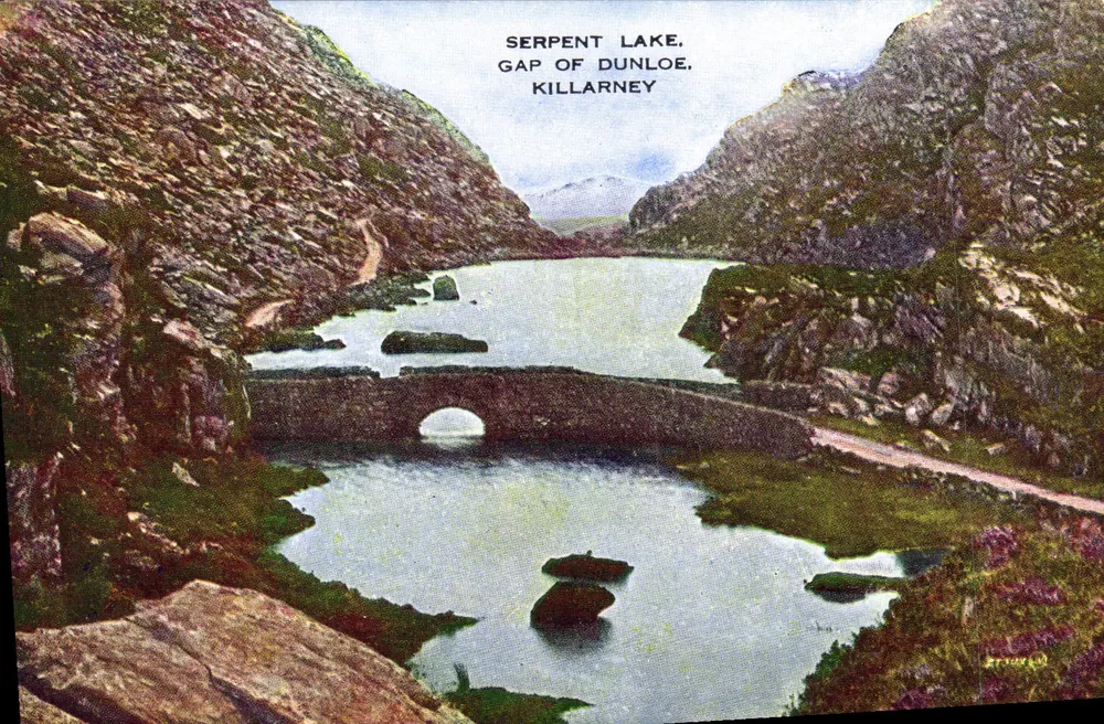 Lago Serpente, Gap de Dunloe, Killarney — Valentine's Postcards - Frente