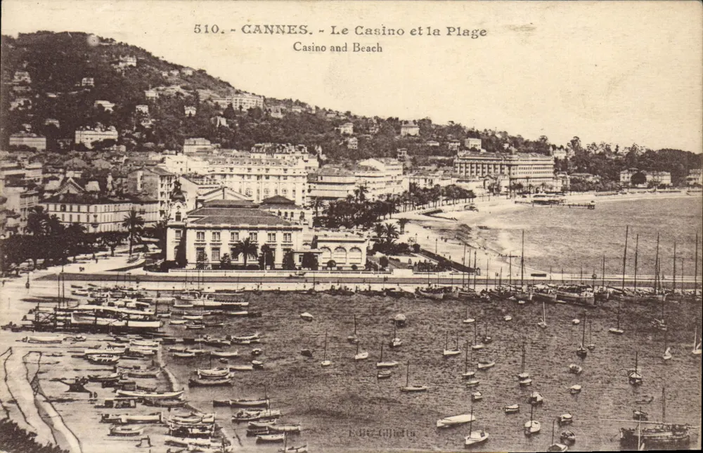 CANNES. - Das Casino und die Strandpromenade — Verlag J. Gilletta, Serie 510 - Vorderseite
