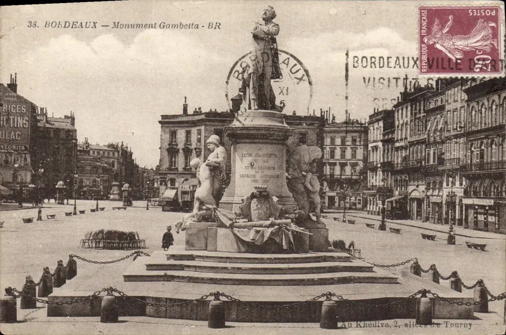 Bordeaux — Monument Gambetta - BR - Frente
