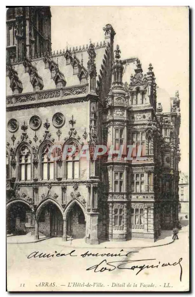 Arras — Das Rathaus — Detail der Fassade — LL. 11 - Vorderseite